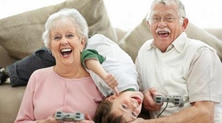 Взаимоотношения бабушек и дедушек с внуками