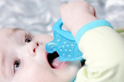 Прорезыватель для зубов - поможет зубка ребенка вылезти быстрее