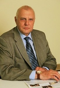 Вялков Анатолий Иванович - признанный специалист в сфере управления здравоохранением, автор книги «Оценка эффективности деятельности медицинских организаций»