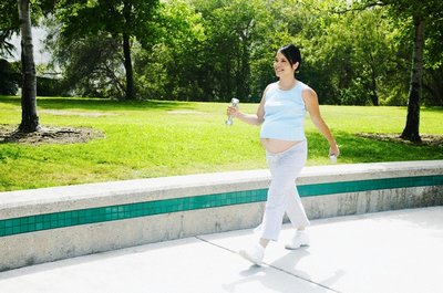 Ходьба при беременности - вот с чего нужно начать не подготовленному организму